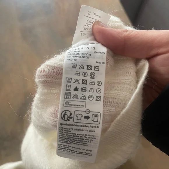 White Ribbed Knit Sweater - Picture 7 of 7